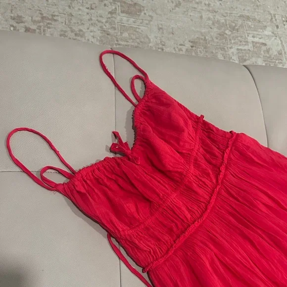 ❄️2 for $50❄️ ✨CLOSET CLEAR OUT SALE✨ Free People Red Midi Dress - Picture 2 of 8